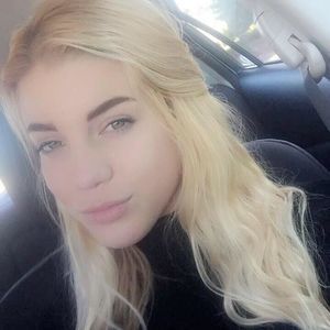 Meet your Posher, Sydnee